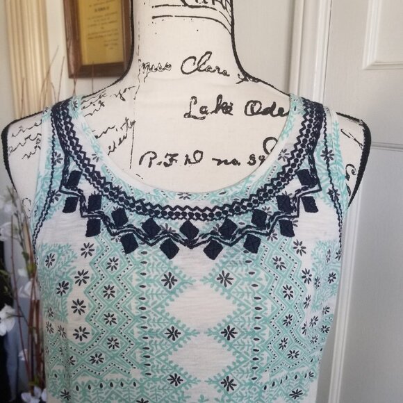 Lucky Brand Sleeveless Embroidered Tank Top Sz S - Picture 2 of 9